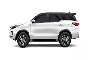 Toyota Fortuner Legender