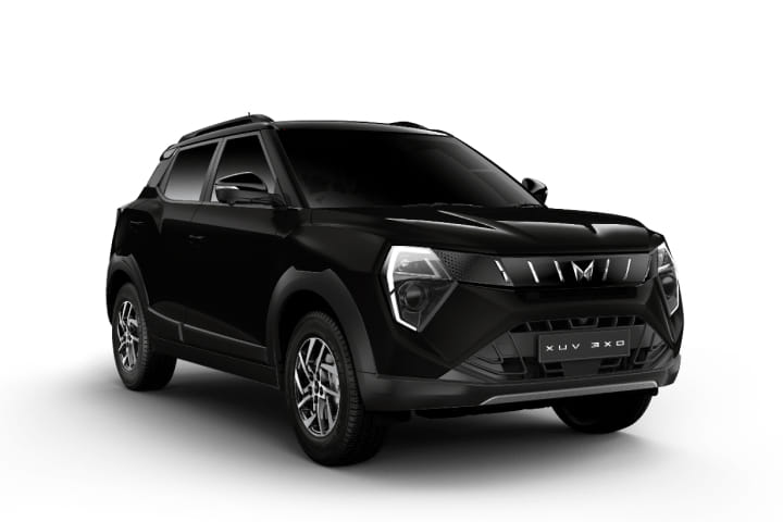 Mahindra Xuv 3x0 Ax5 L Tgdi Petrol At in Stealth Black